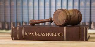 TAKİPTEN ÖNCE AÇILMIŞ VE TEDBİR KARARI ALINMAMIŞ MENFİ TESPİT DAVASI KAMBİYO SENEDİ İÇİN ZAMANAŞIMINI KESER Mİ?